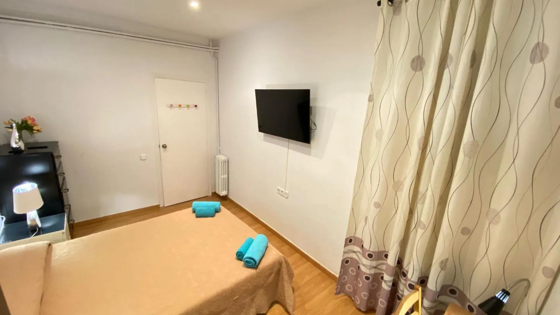 Alojamiento Mallorca Bed & Breakfast Barcelona 0*,  Spain